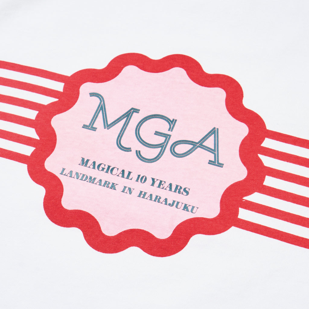 LANDMARK IN HARAJUKU ロングスリーブTシャツ / ホワイト – Mrs